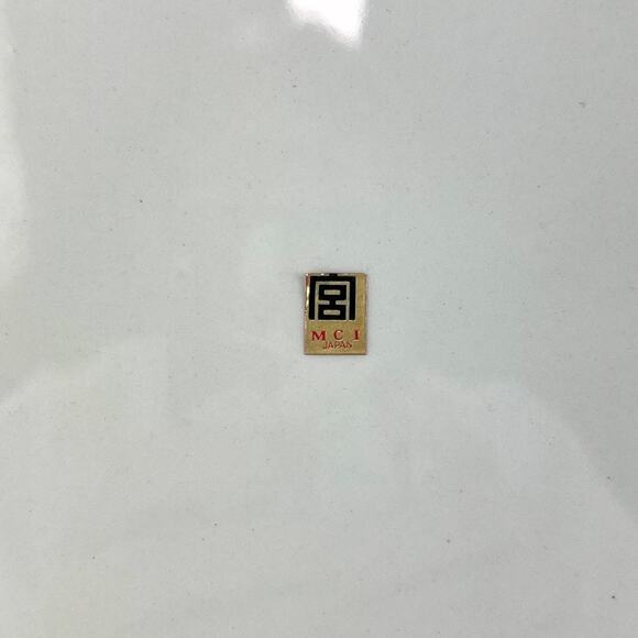 Blue and White Arita Ware Mt Fuji Round Platter - Picture 5 of 6